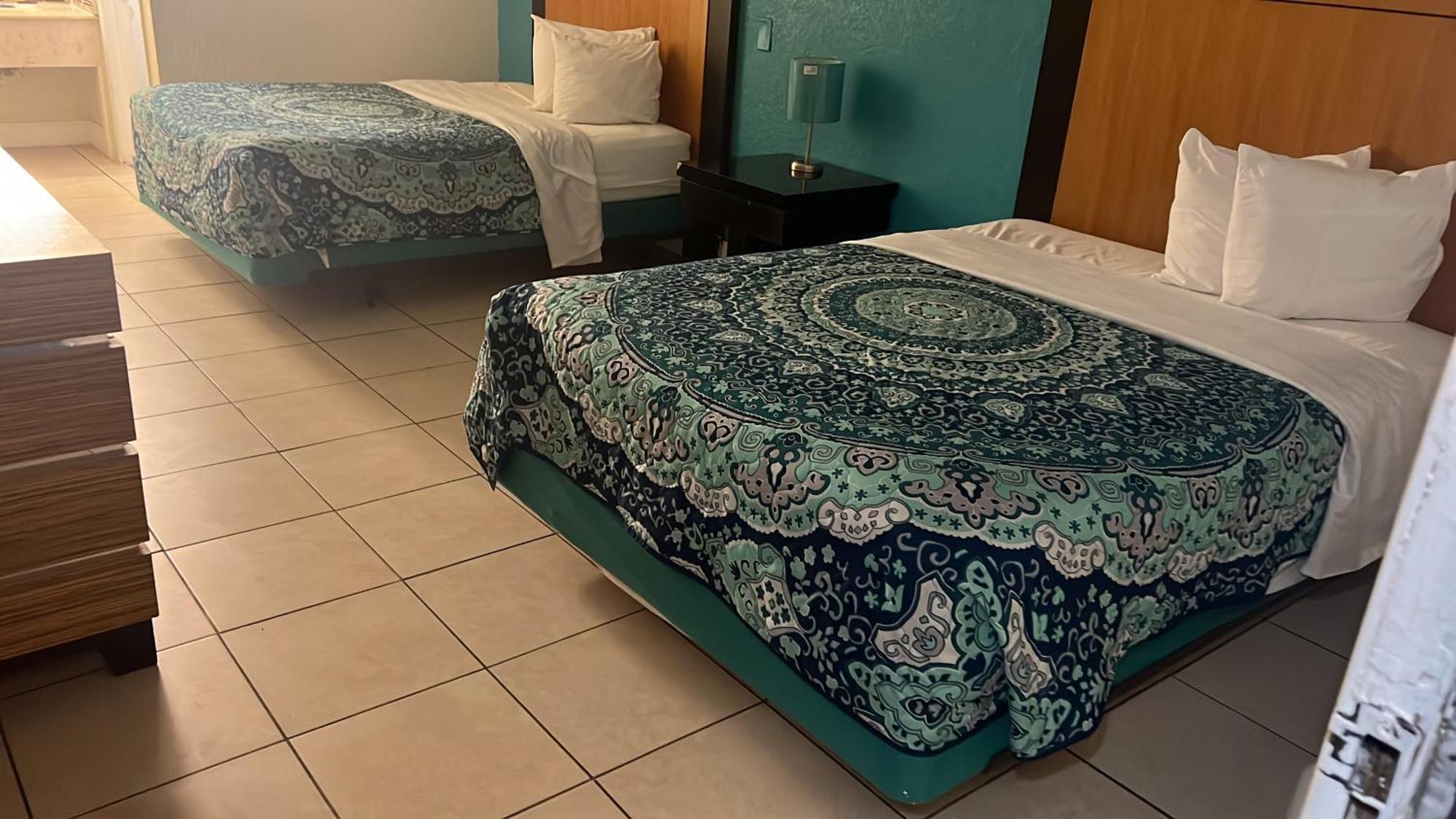 Apm Inn & Suites - Джэксонвиль Экстерьер фото